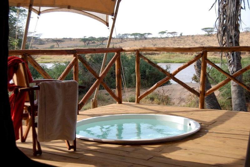 Elephant Bedroom Camp Archers Post Exterior foto
