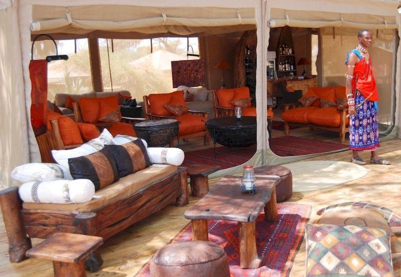Elephant Bedroom Camp Archers Post Exterior foto